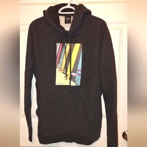 Oakley Gray Hoodie with Surfboard Graphic – Size XL